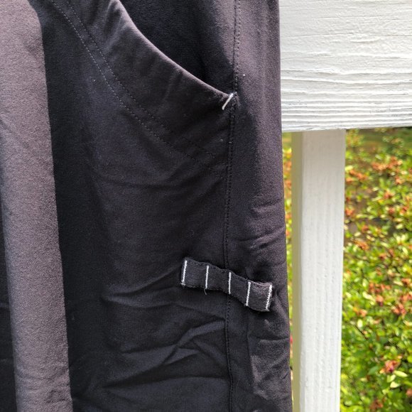 Under Armour Golf‎ Pants Crop Capri, Size 6 - Picture 4 of 10